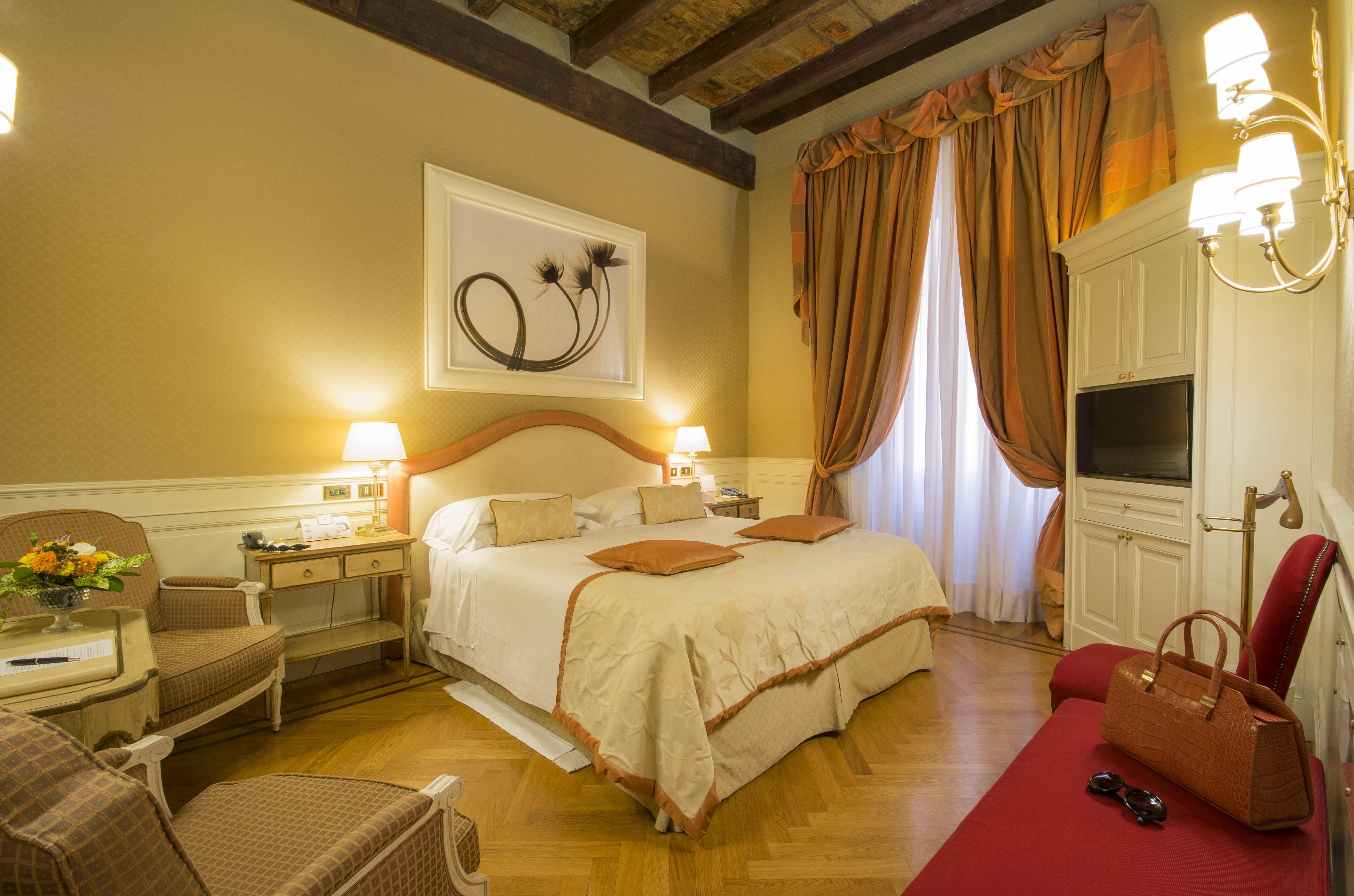 Hotel Corona D'oro 1890 4*