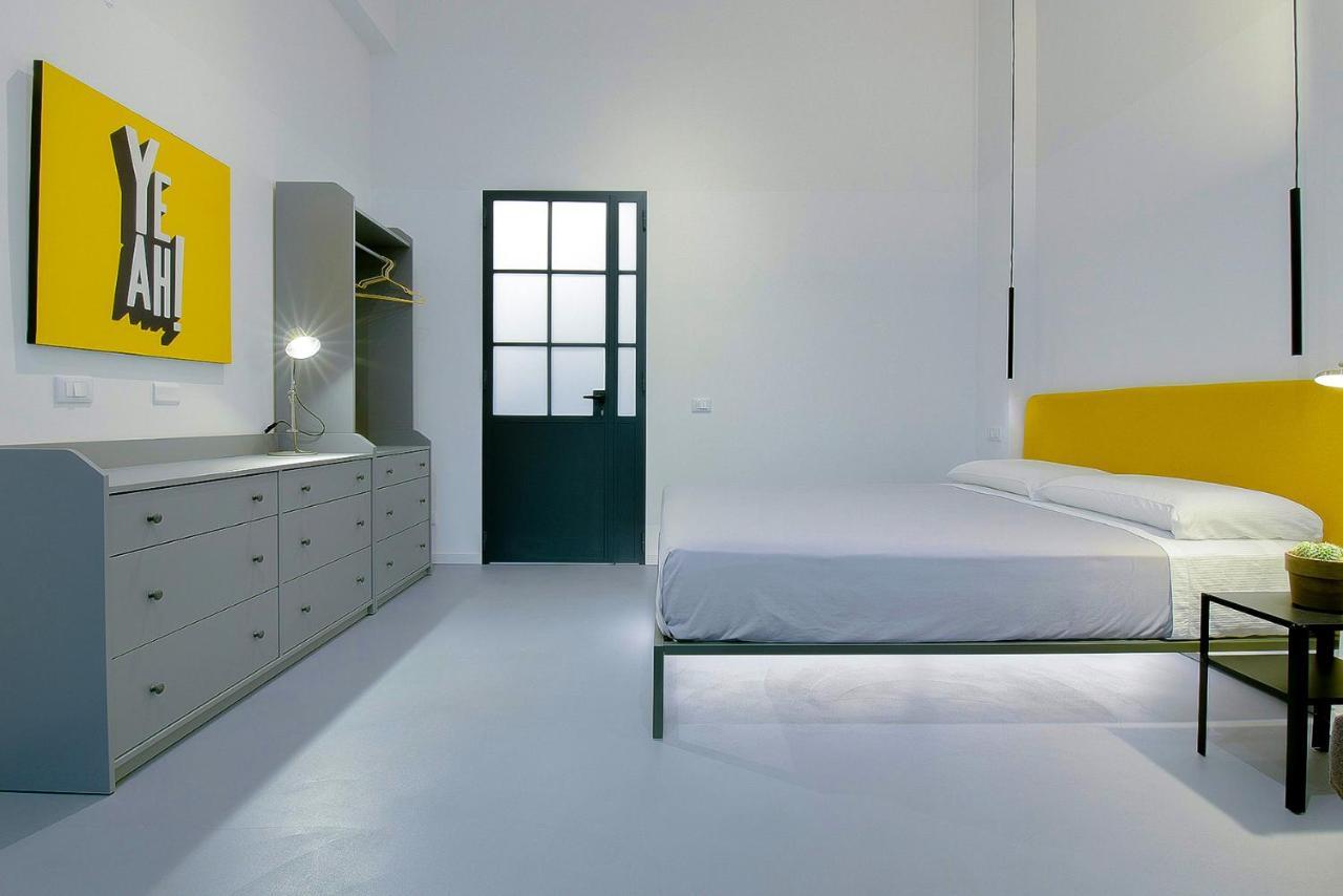 Mono Apartment