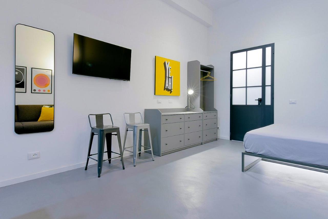 Mono Apartment Apartment