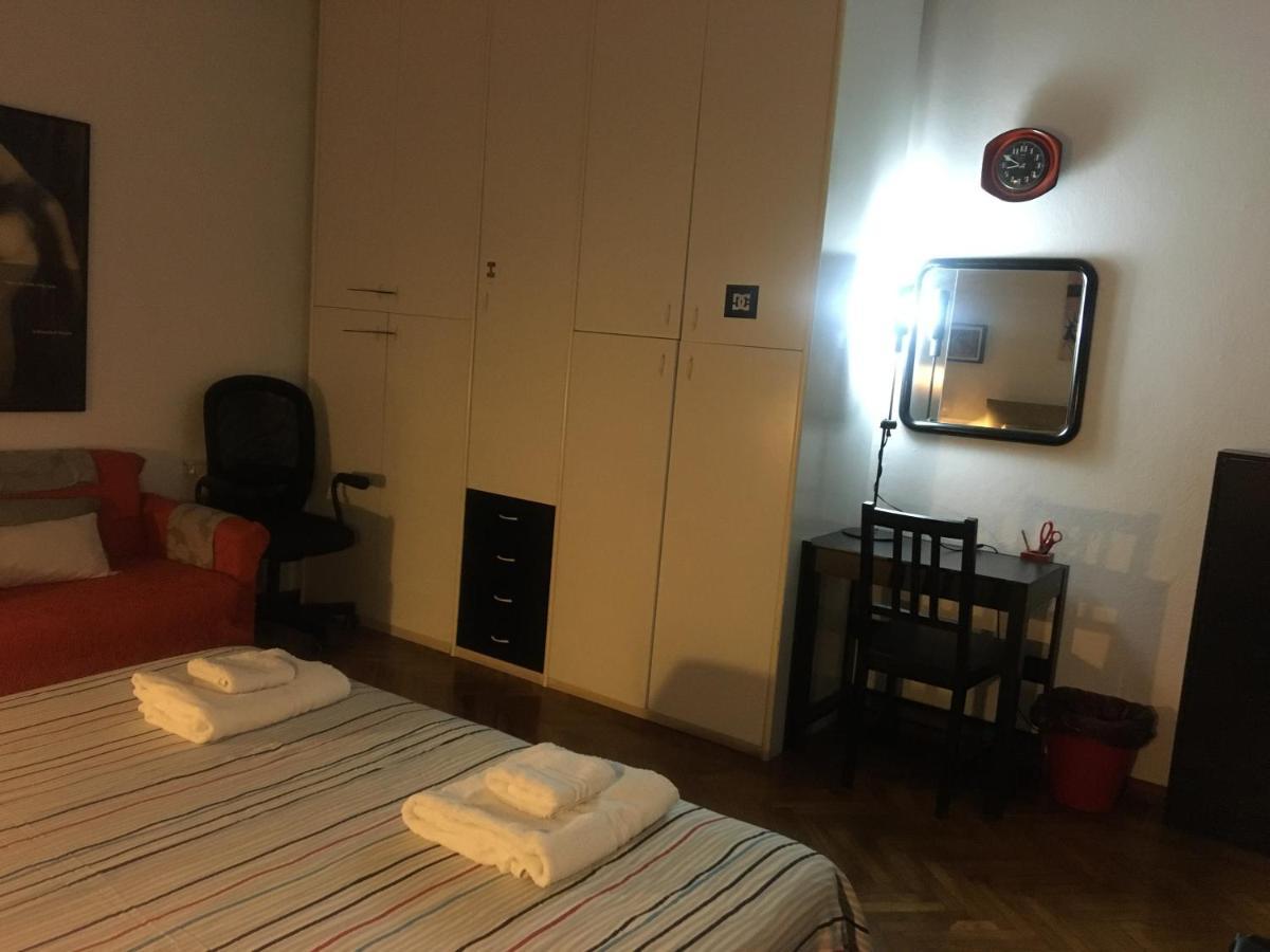 Luminosa Stanza In Signorile Frühstückspension Bologna
