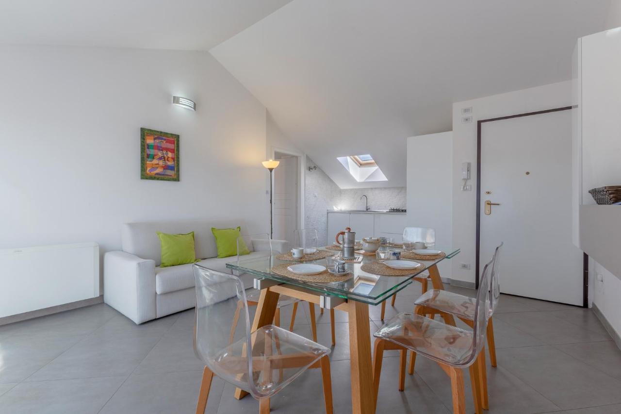 New!apt 2 Min Walk From Central Station Apartamento