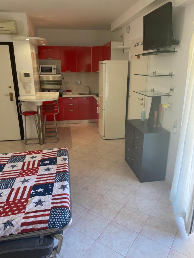 Stop&go Station House Self Check-in 24-24 City-fiera Apartment *