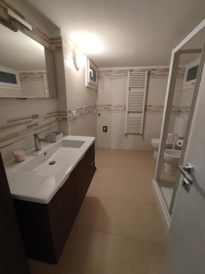 Grigio Perla Residenza, Casa Indipendente Con Parcheggio Privato E Giardino *