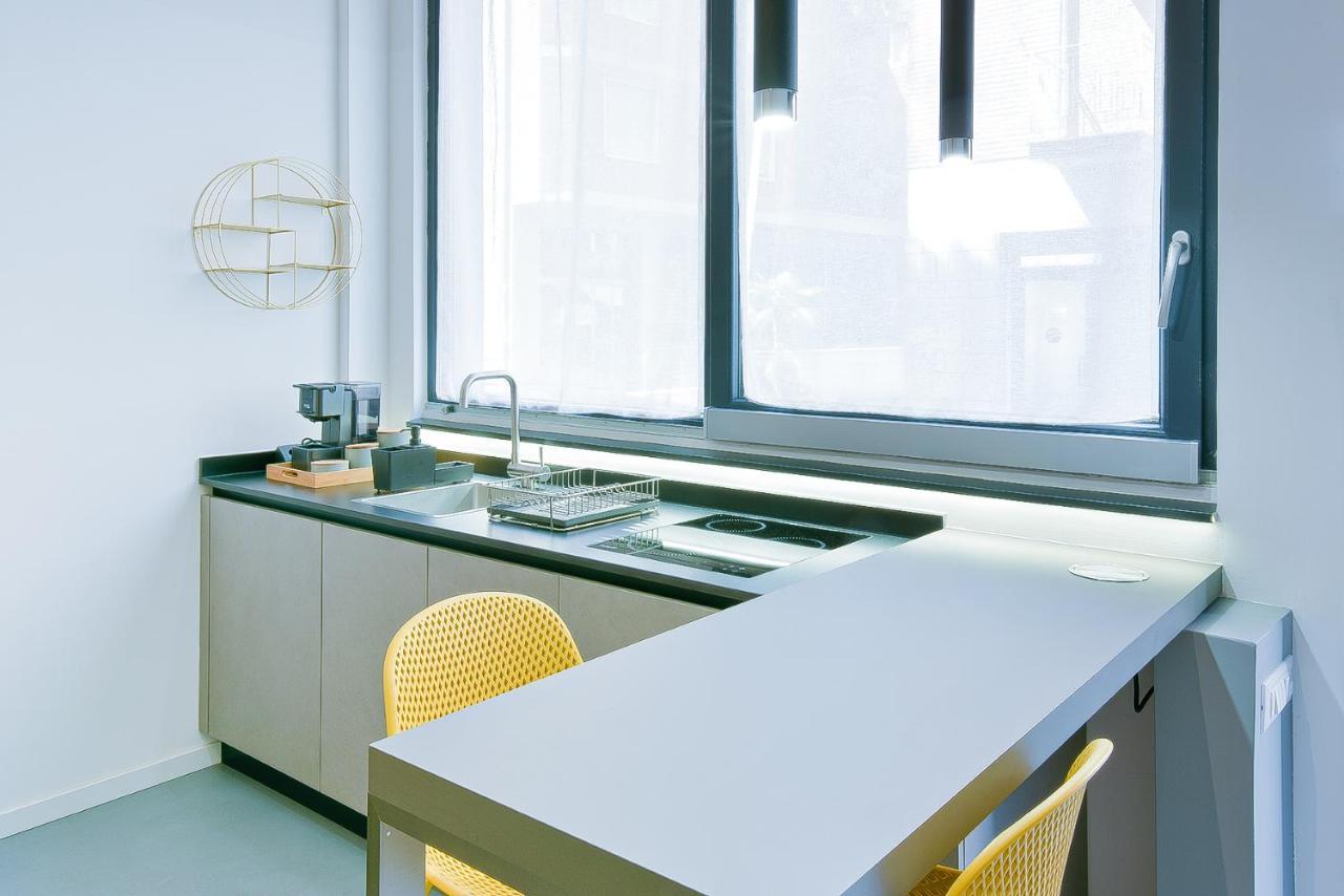 Mono Apartment *