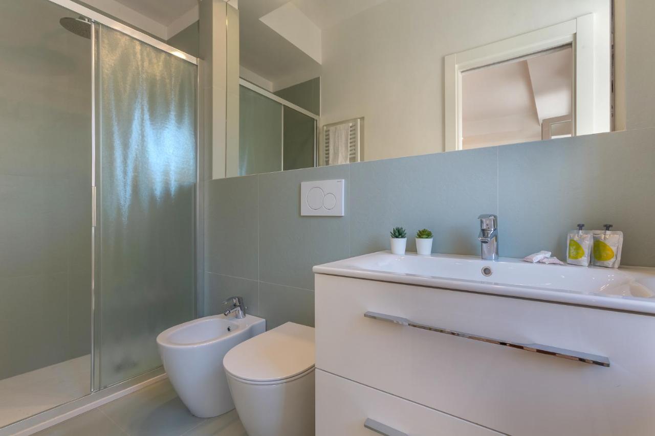 Apartment W/terrace 10 Min Walk From Piazza S.stefano