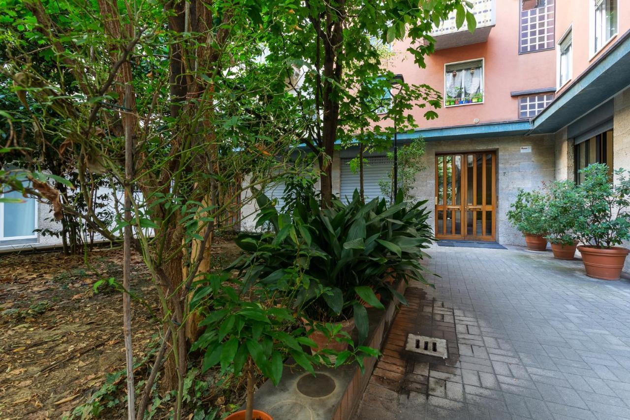Apartment W/terrace 10 Min Walk From Piazza S.stefano