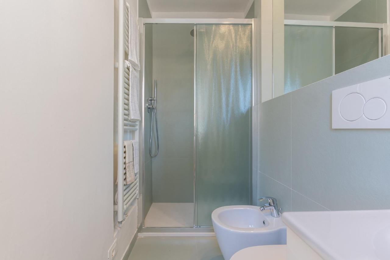 W/terrace 10 Min Walk From Piazza S.stefano Apartment *