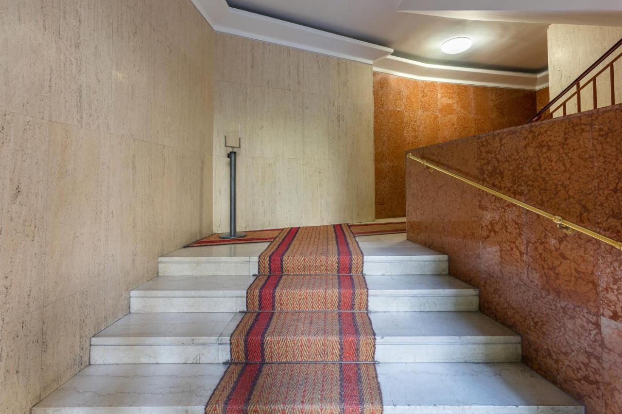W/terrace 10 Min Walk From Piazza S.stefano Apartment