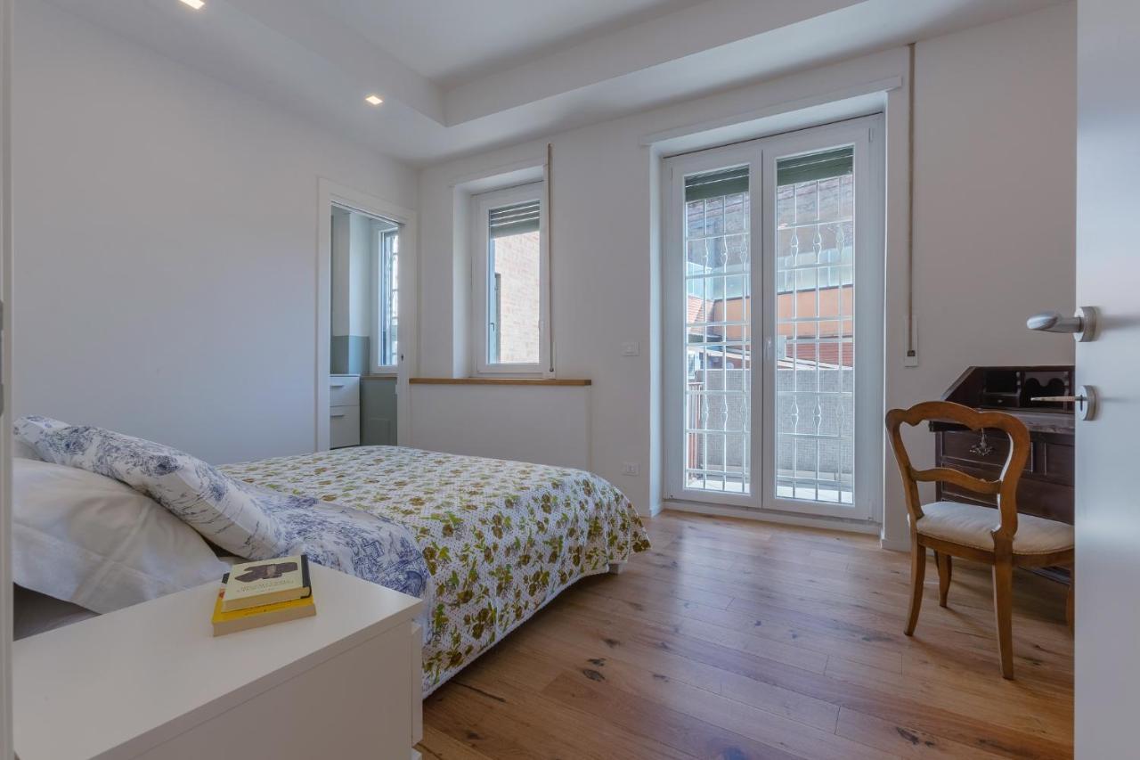 W/terrace 10 Min Walk From Piazza S.stefano *