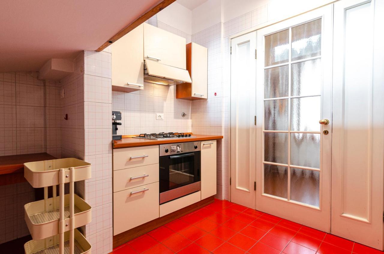 Stylish One Bedroom In The Heart Of Apartment Bologna