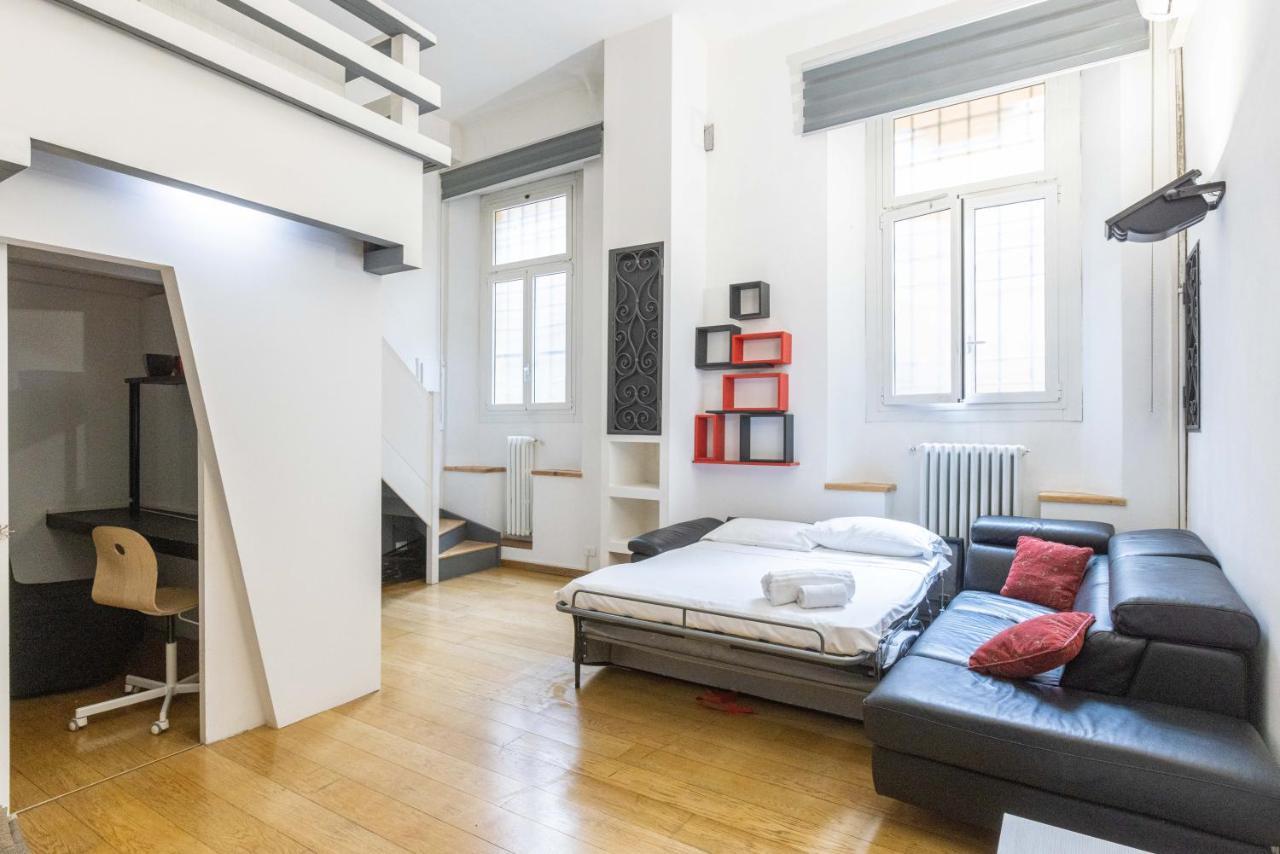 De'carbonesi, By Short Holidays Apartment *
