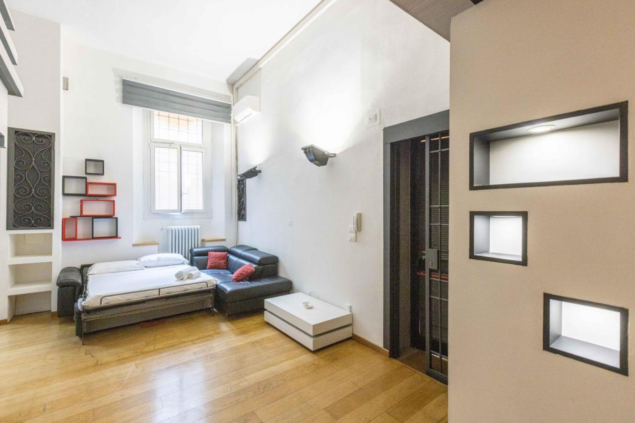 De'carbonesi, By Short Holidays Apartment *