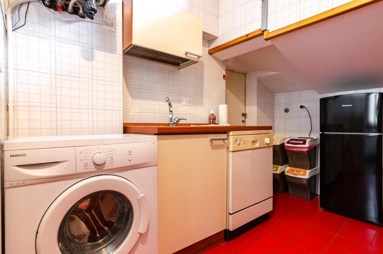 Apartment Stylish One Bedroom In The Heart Of