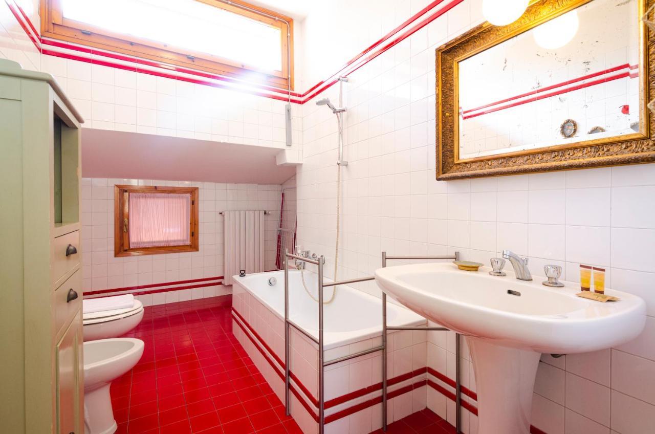 Stylish One Bedroom In The Heart Of Apartment Bologna
