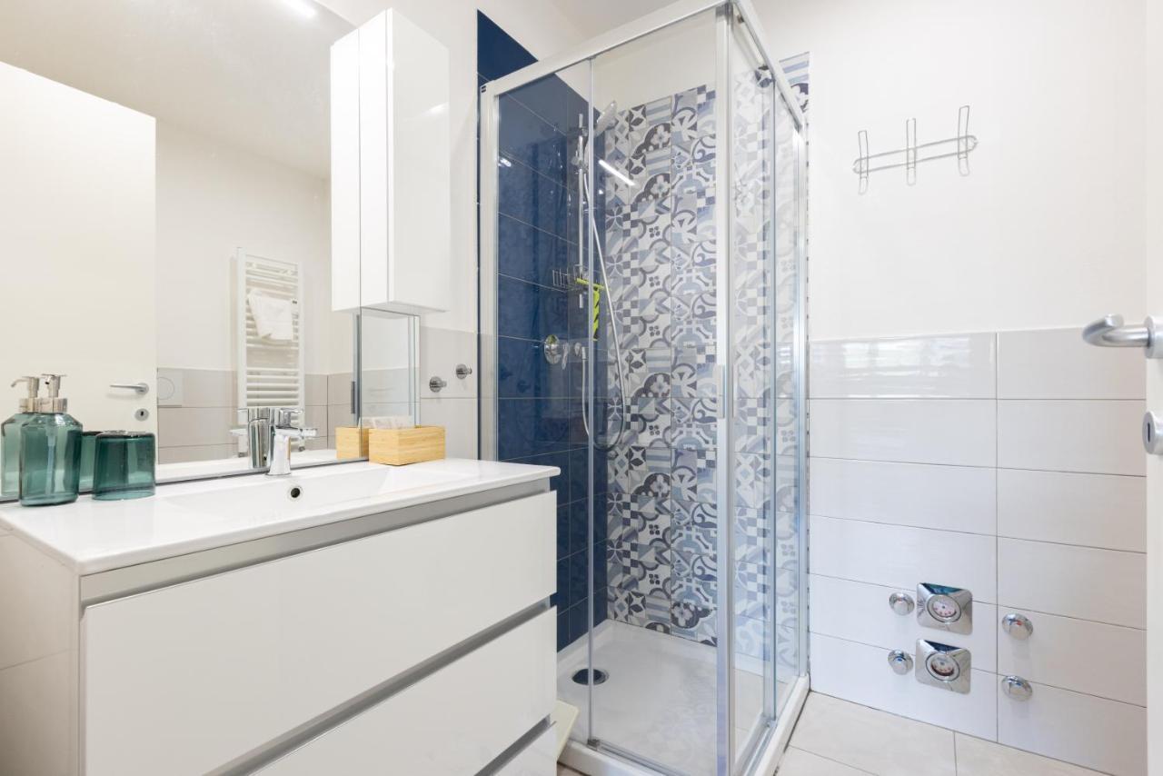 Elianto, By Short Holidays Apartment
