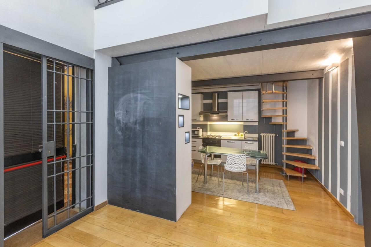 De'carbonesi, By Short Holidays Apartment
