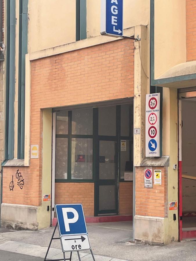 Apartamento Stop&go Station House Self Check In - Fiera Alta Velocita' *