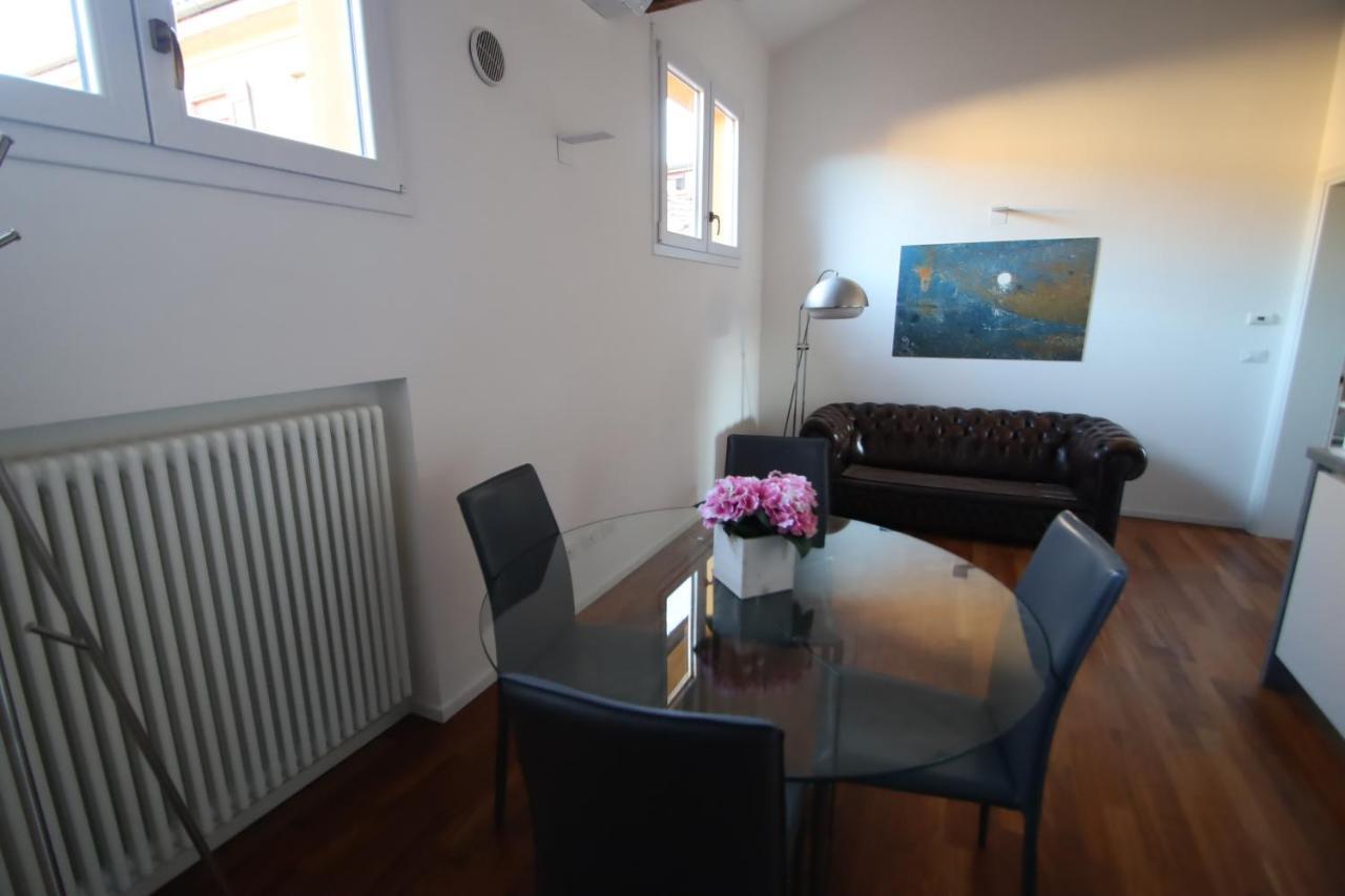 Charme Immerso Tra Le Mura Bolognesi Apartment *