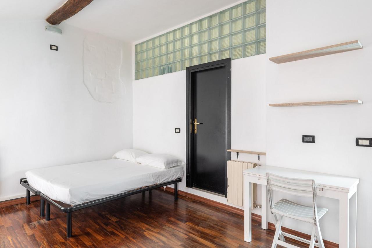 Malcontenti Con Terrazzo By Wonderful Ltaly