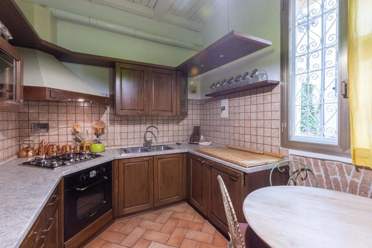 Appartement De'gombruti, By Short Holidays *
