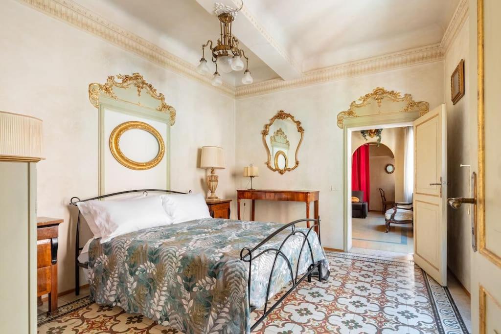 Elegant - Liberty House Apartment Bologna