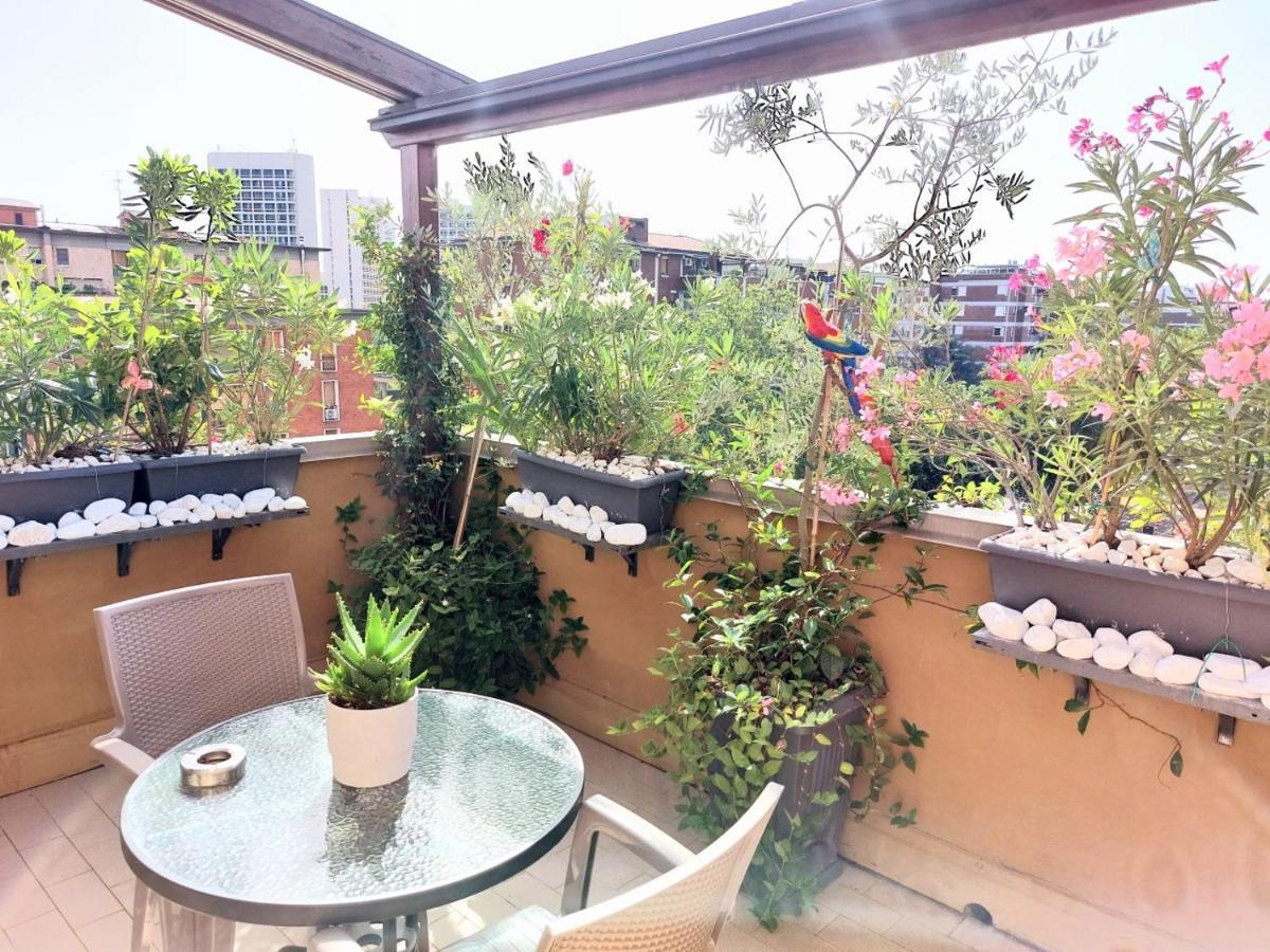 Apartamento Attico In Fiera Bolonha