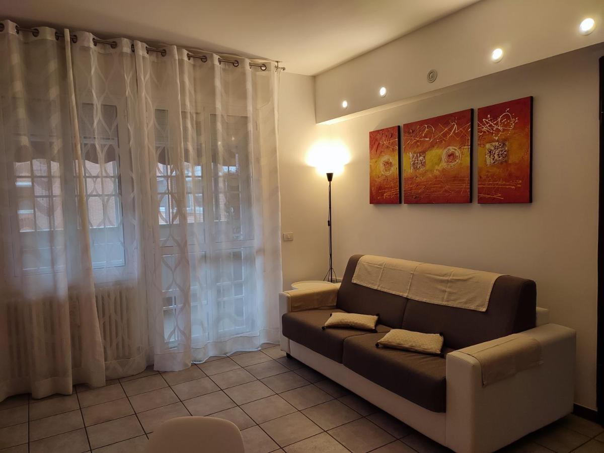 Parri 33 Fiera 4+1 Guest Parking On Demand