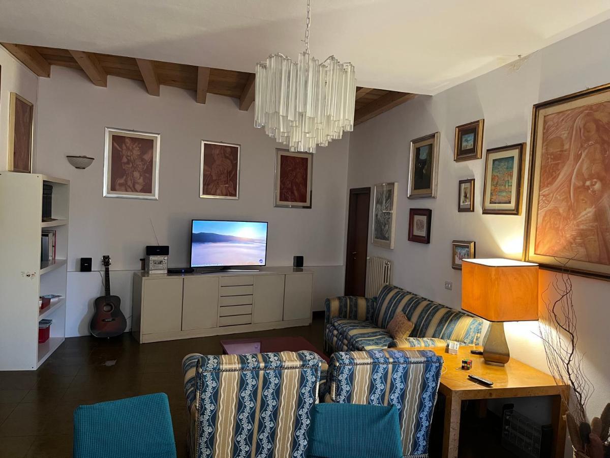 23 Guest house