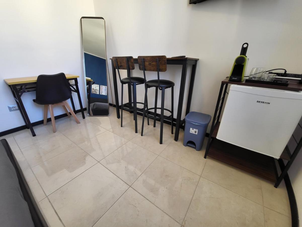 5 Min Stazione - 4 Piano Senza Ascensore Guest house