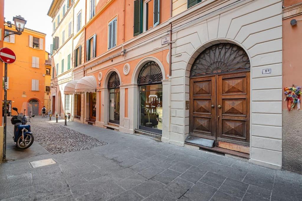 Canonica Home, In The Heart Of The * Bologna