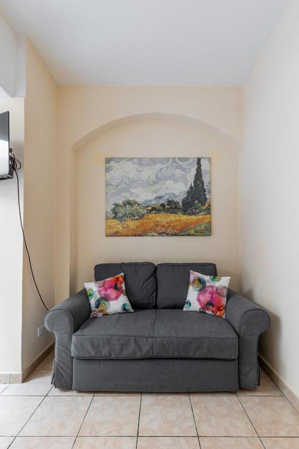 Massarenti 31 Modern Duplex By Wonderful Italy