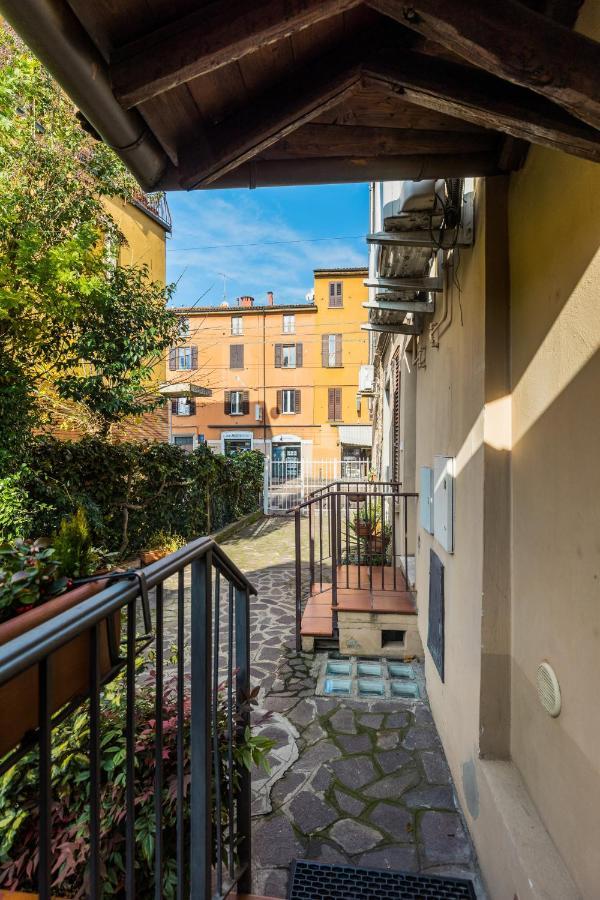 Massarenti 31 Modern Duplex By Wonderful Italy