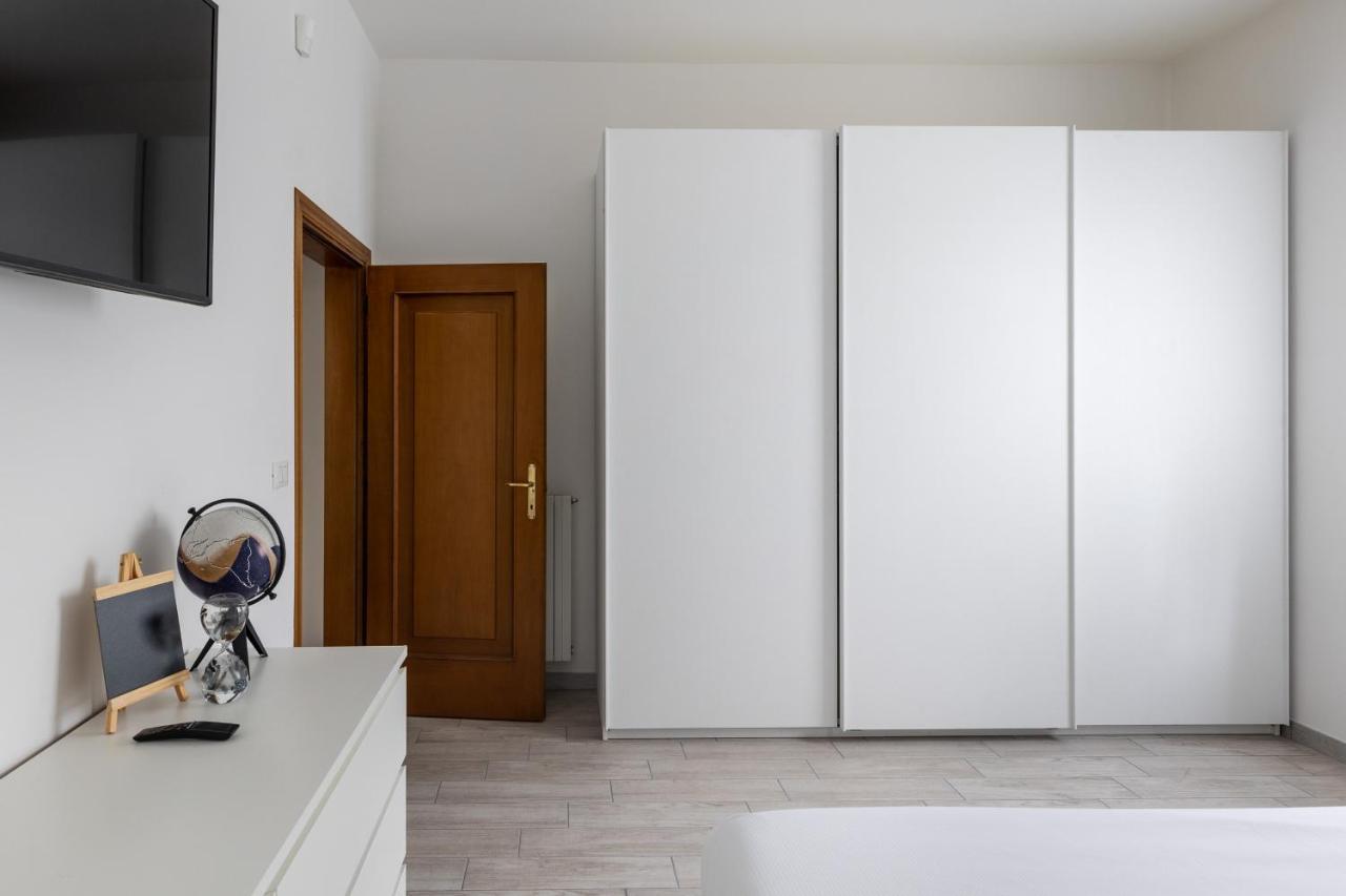 Modern In By Wonderful Italy Apartment *