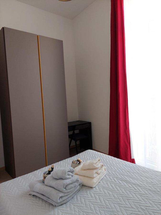Apartment 2towers House_centro Storico Di
