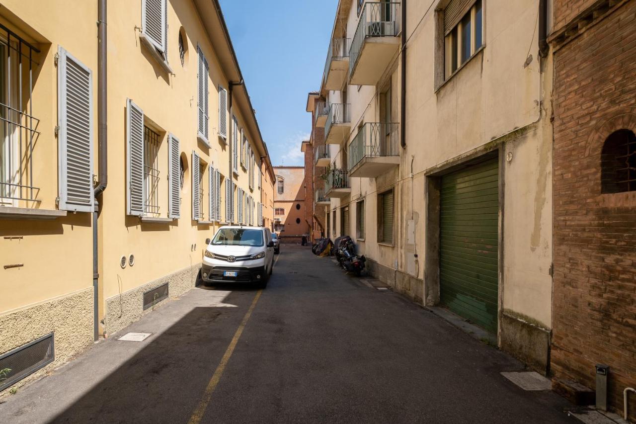 Centre Apartment *