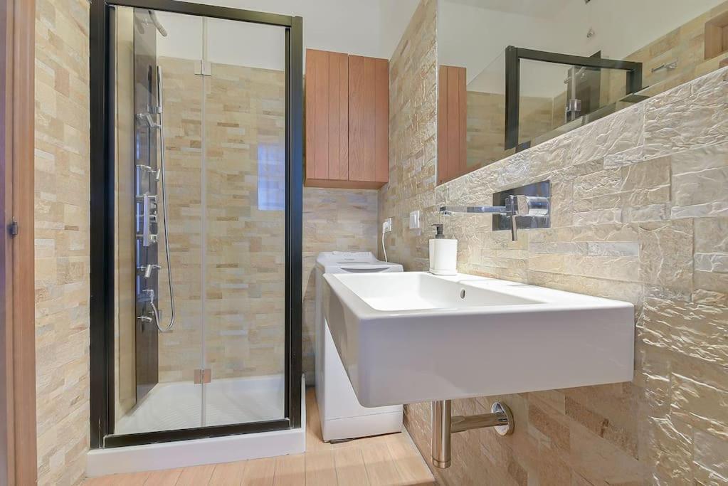Nettuno 5 Stelle- Elegante Con Apartment *