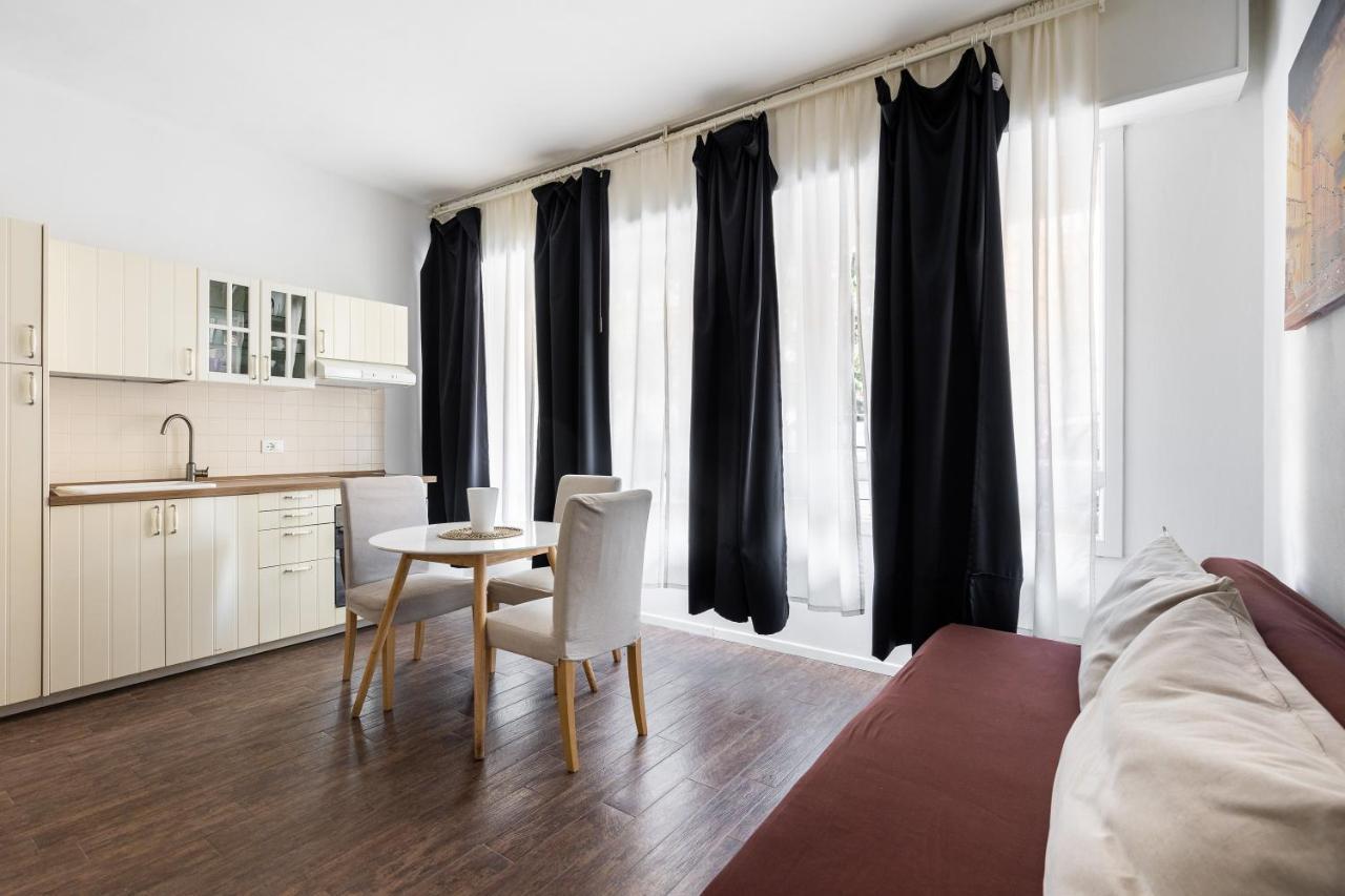 Largo Molina I By Wonderful Italy * Bologna
