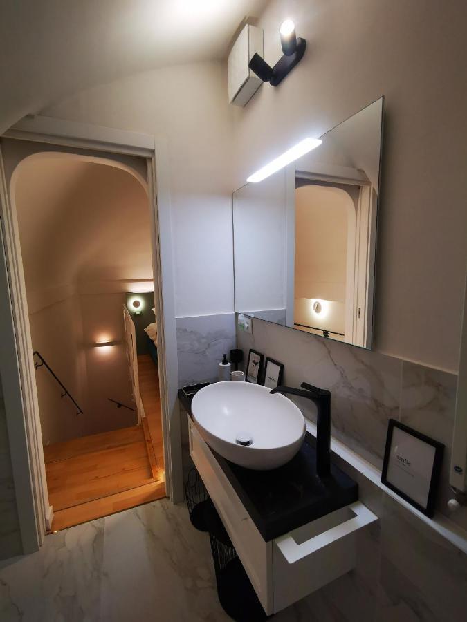 Gombruti14 Boutique Appartement *