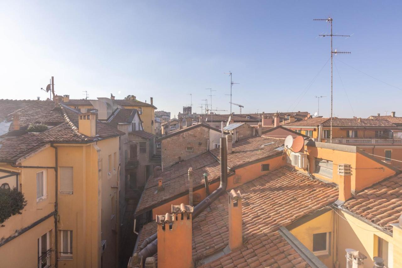 Indipendenza, By Short Holidays *