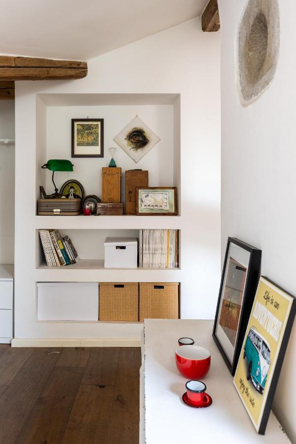 Italy Prestigious Historical Attic In Apartment