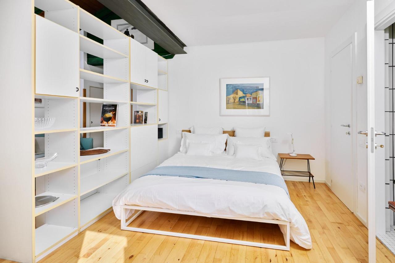 Italian Design Small Attic Apartment Bologna