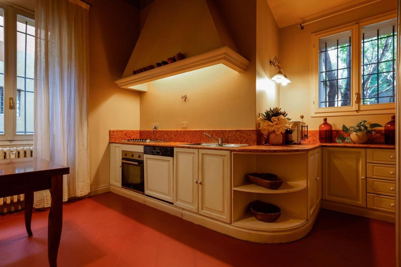 Aldrovandi, With Private Garden Apartment