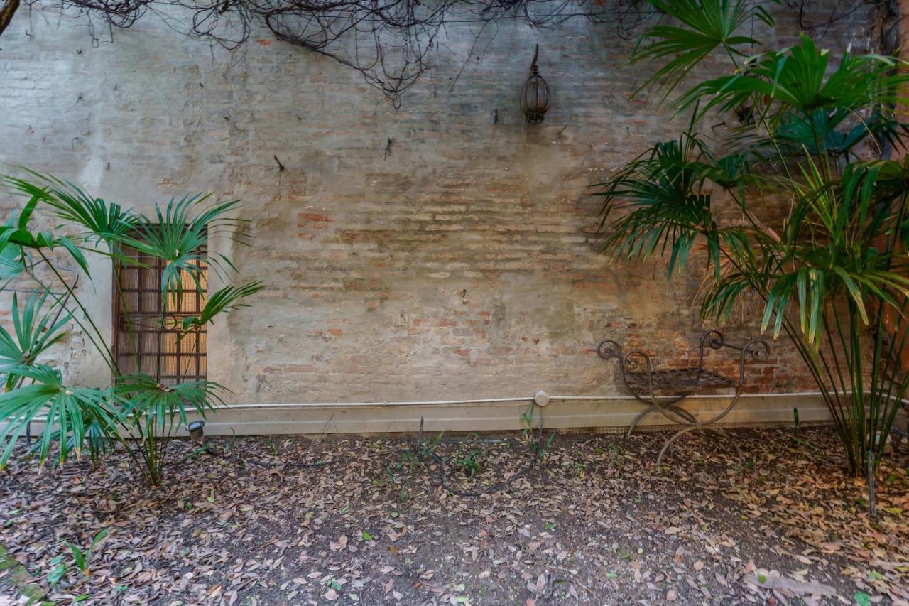 Aldrovandi, With Private Garden Bologna