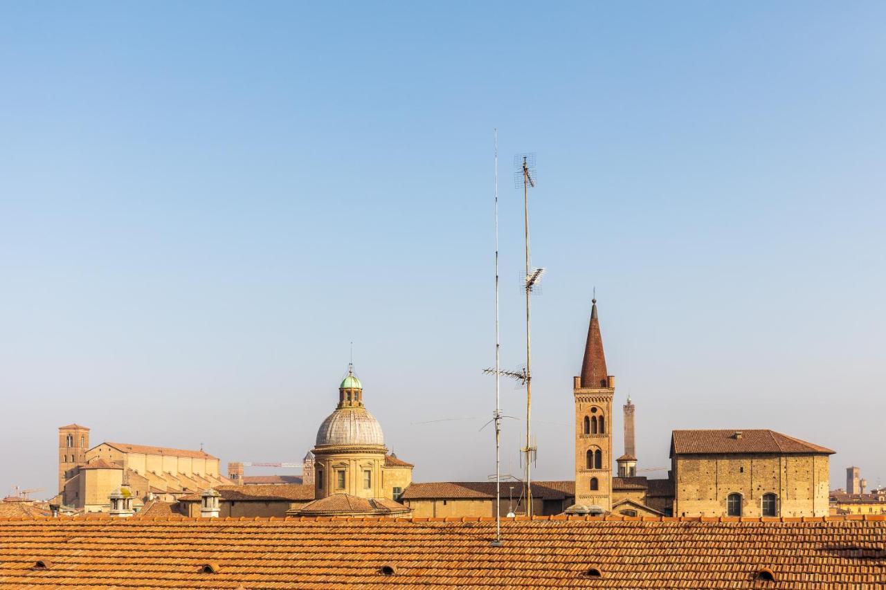 Apartment Italy Prestigious Historical Attic In Bologna