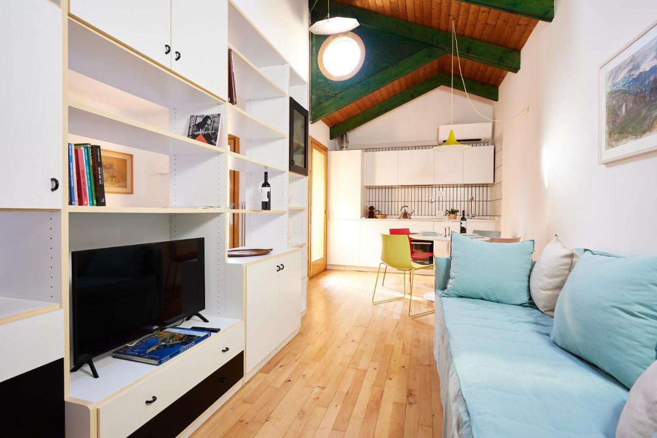 Apartment Italian Design Small Attic Bologna