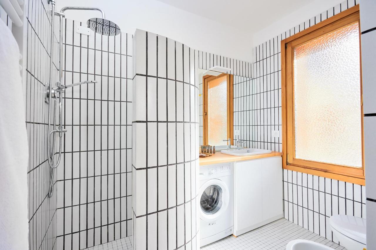 Italian Design Small Attic Apartment Bologna