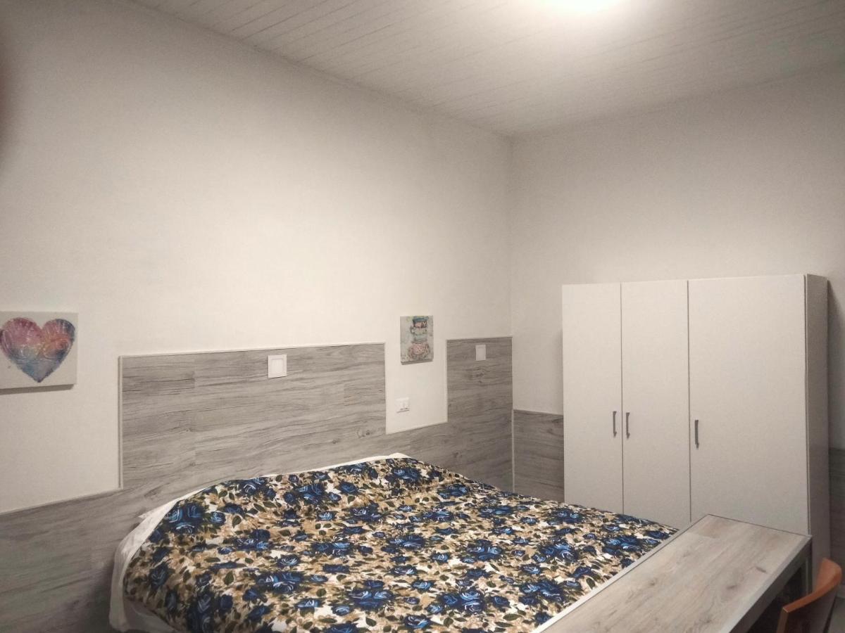 Apartment Dove *