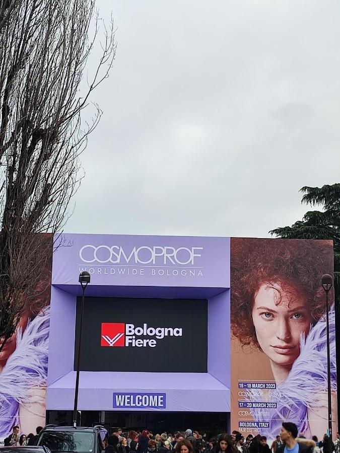 Parri 33 Fiera 4+1 Guest Parking On Demand Bologna