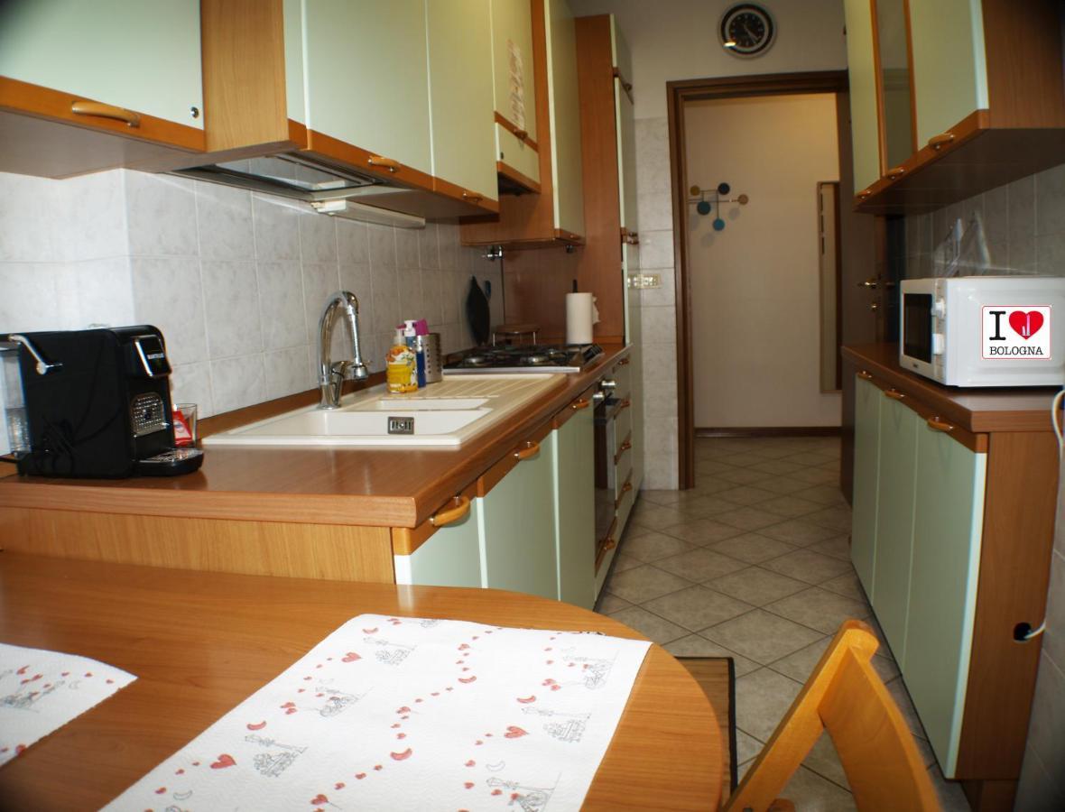 I Apartment *