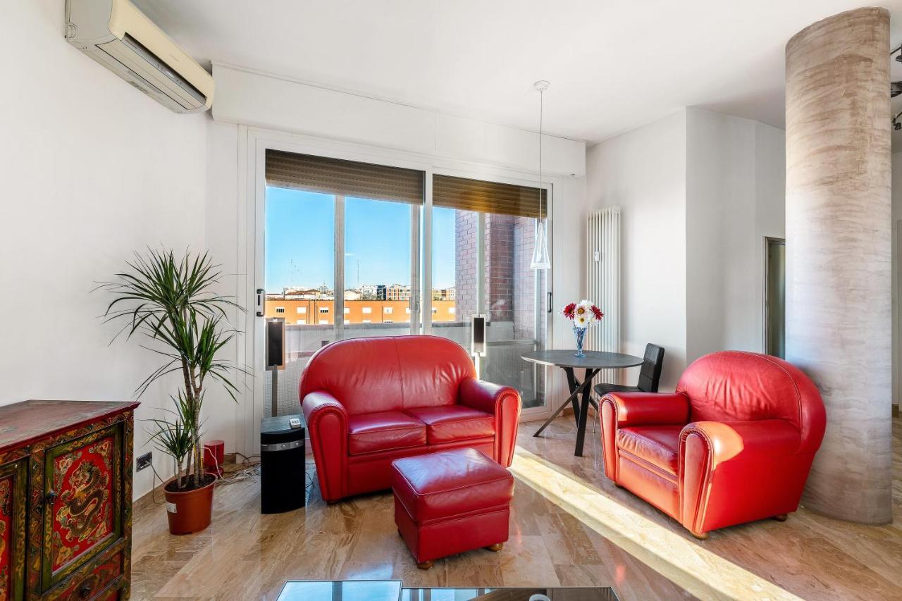 051 Living Apartment Bologna